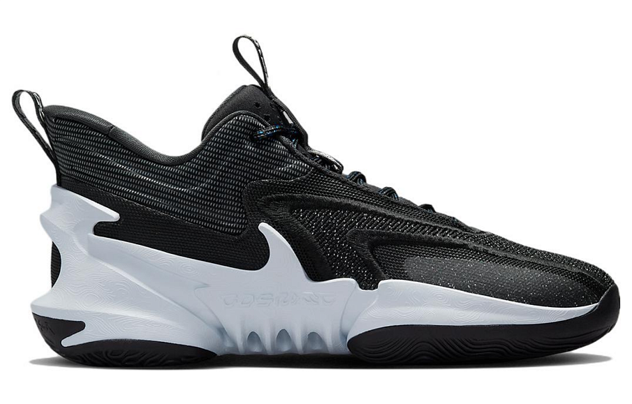 Фото № 2 с приближением к товару «‎ Nike Cosmic Unity 2 Basketball shoes»