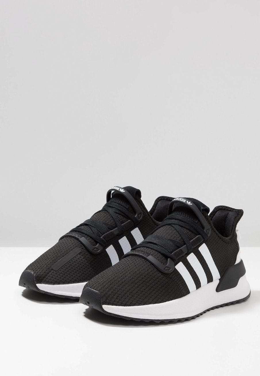 Фото № 3 с приближением к товару «‎Adidas U_path »