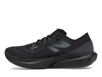 Фото № 3 с приближением к товару «‎New Balance FuelCell Rebel v4»