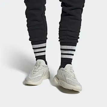 Adidas Ozelia - 3