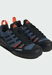 Фото № 2 с приближением к товару «‎TERREX SWIFT SOLO 2.0 HIKING»