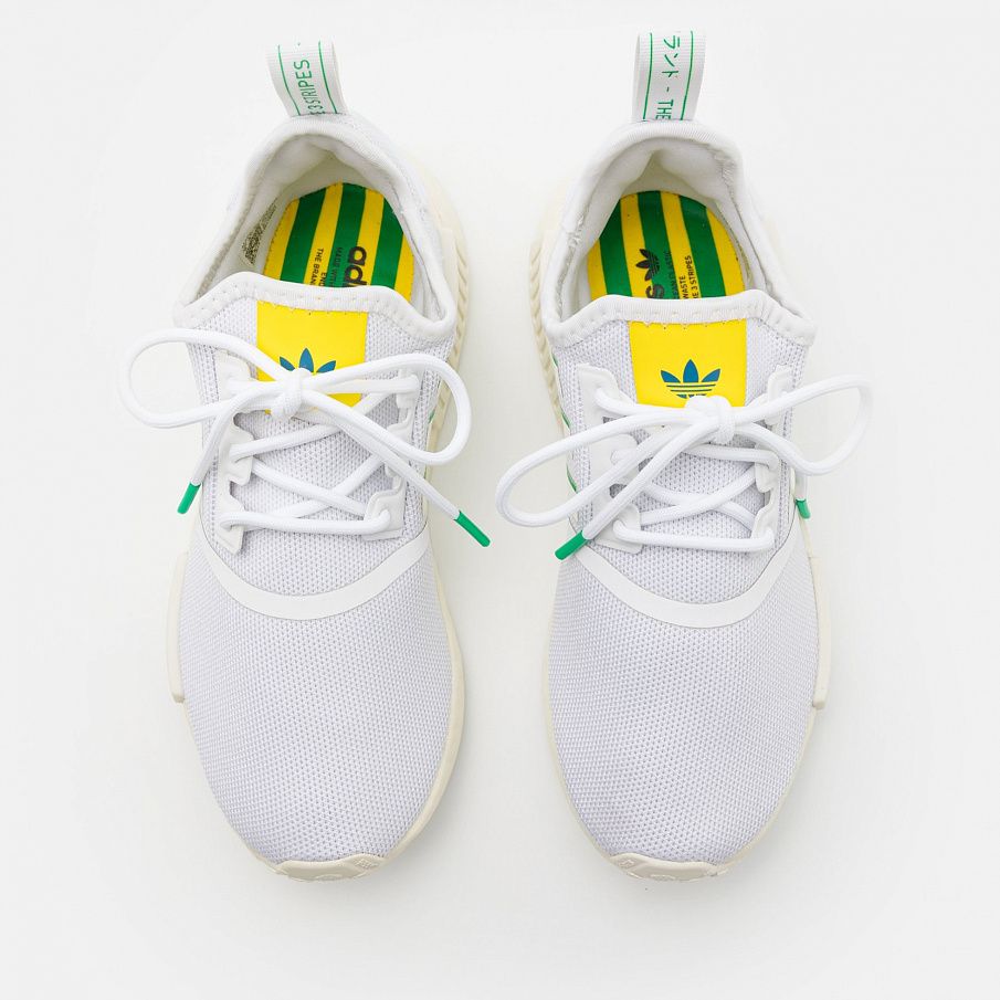 Фото № 4 с приближением к товару «‎Adidas Nmd_r1 »