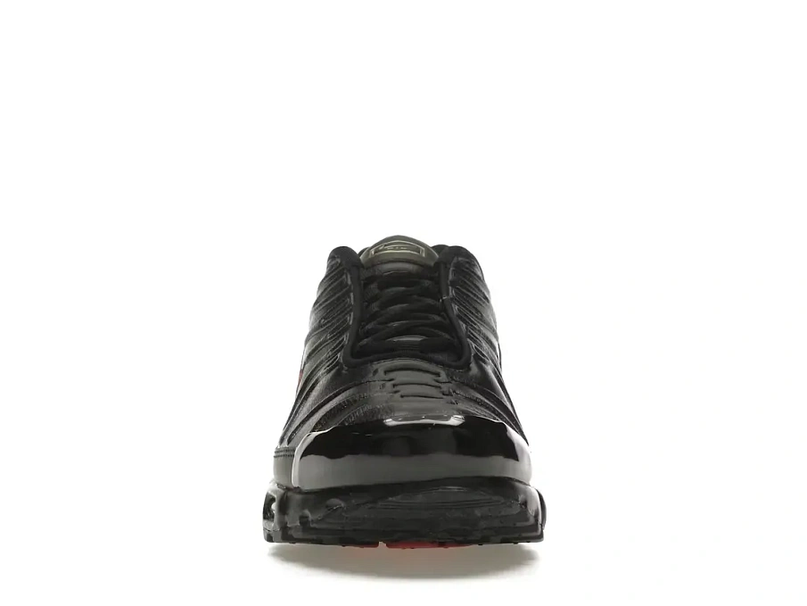 Фото № 2 с приближением к товару «‎Nike Air Max Plus Premium»