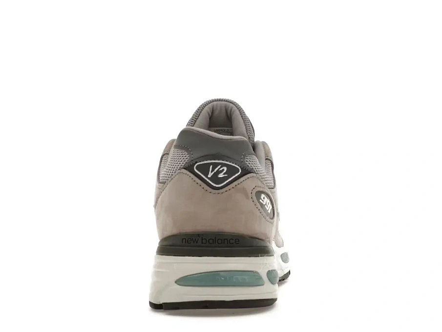 Фото № 4 с приближением к товару «‎New Balance 991v2»