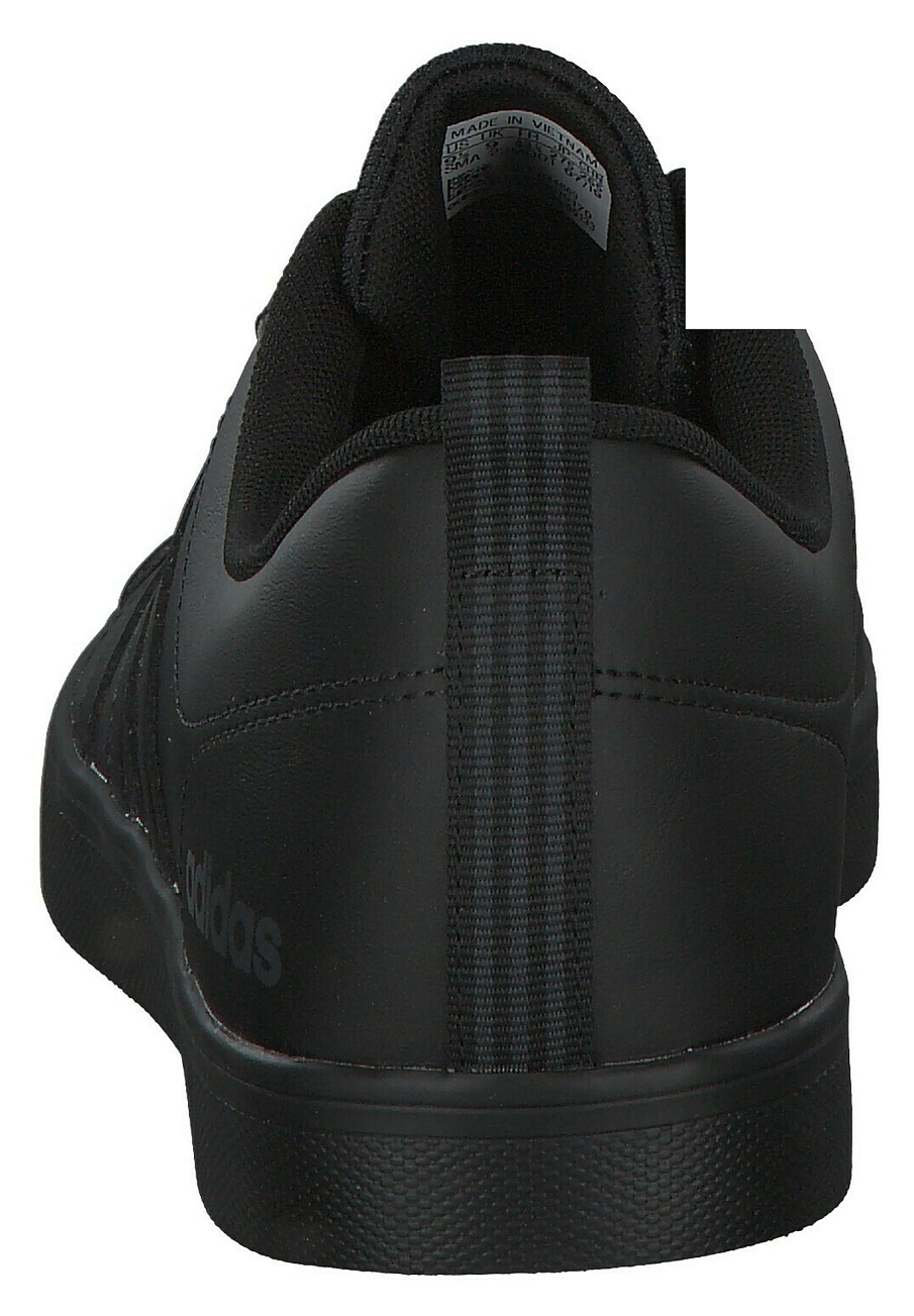 Фото № 2 с приближением к товару «‎Adidas »