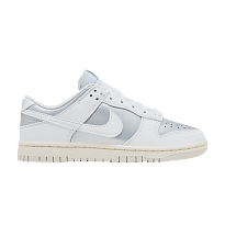 Фото № 1 с приближением к товару «‎Nike Women's Dunk Low Next Nature Sheer Lace Pack - Metallic Platinum (IB7311-001)»