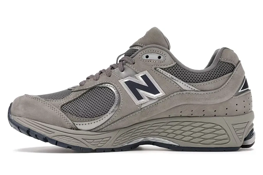 Фото № 3 с приближением к товару «‎New Balance 2002R»