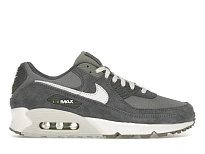Фото № 1 с приближением к товару «‎Nike Air Max 90 Premium»