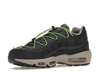 Фото № 4 с приближением к товару «‎Nike Air Max 95 Speed Lacing Off Noir Volt»