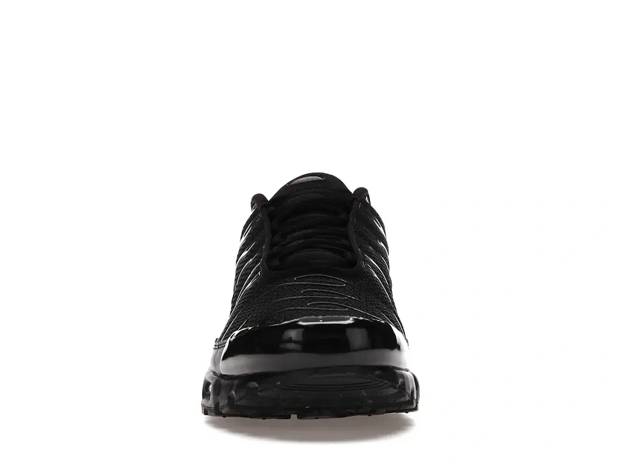 Фото № 2 с приближением к товару «‎Nike Air Max Plus Triple Black (2021)»