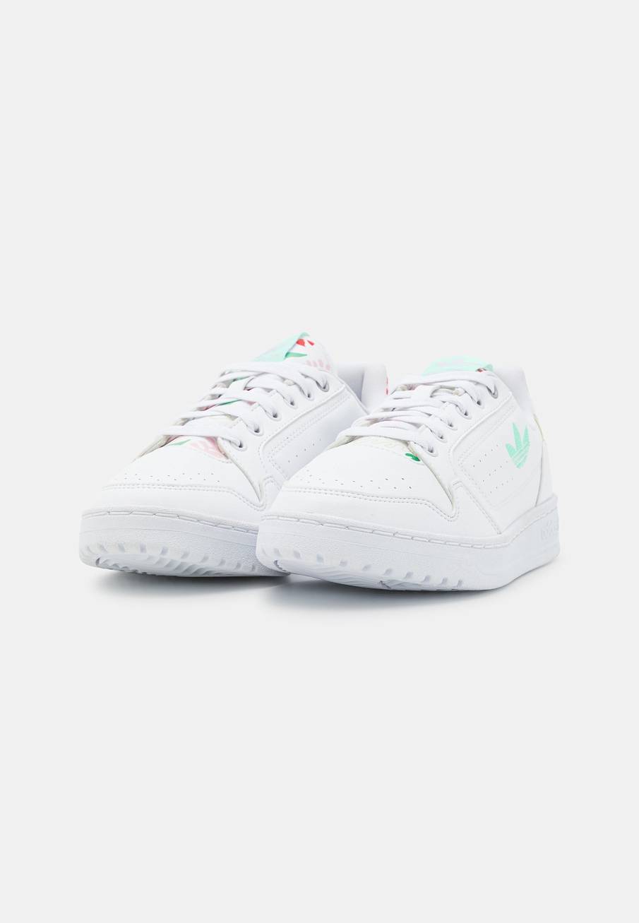 Фото № 3 с приближением к товару «‎Adidas NY 90 »