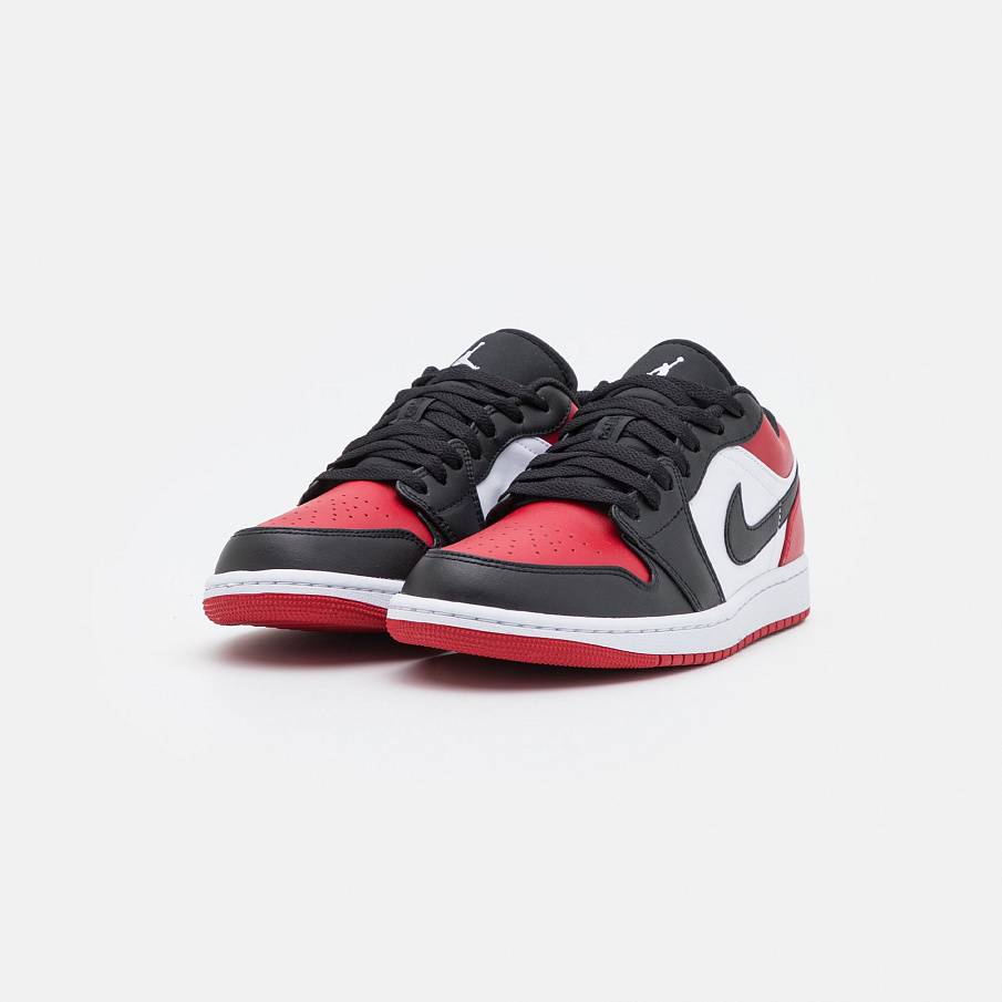 Фото № 2 с приближением к товару «‎Air Jordan 1 »