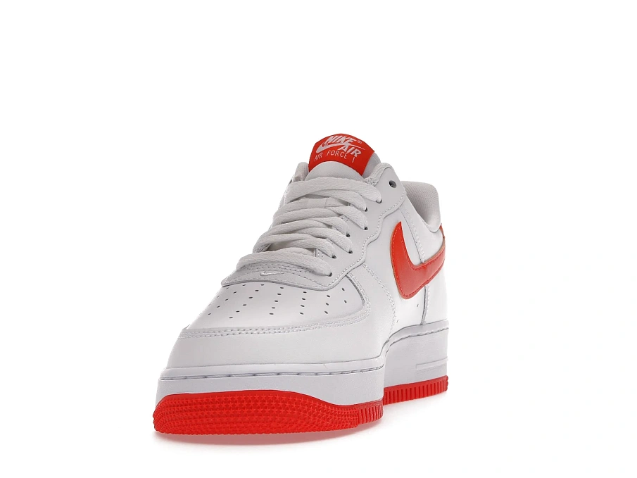 Фото № 4 с приближением к товару «‎Nike Air Force 1 Low White Orange (2021)»