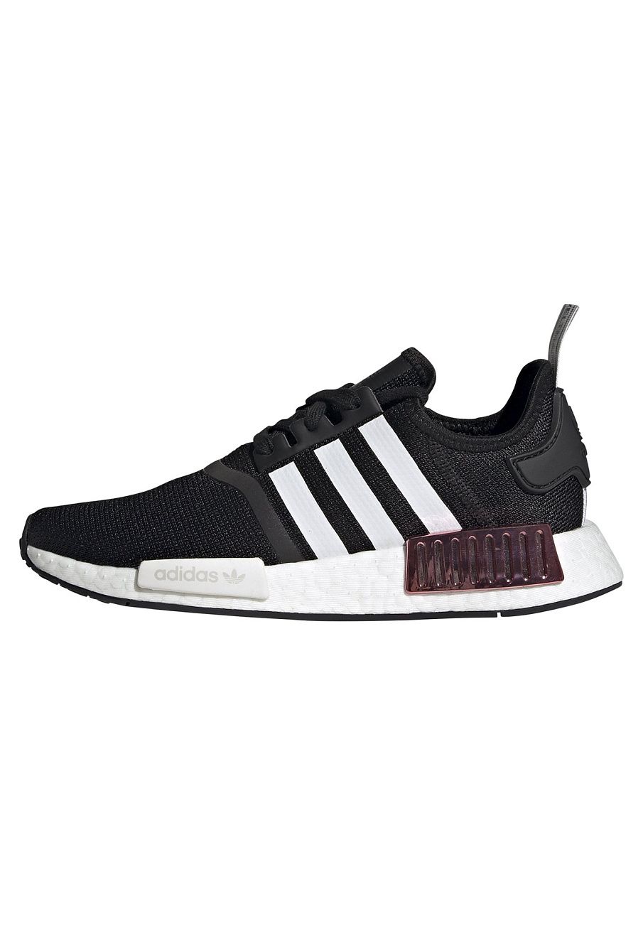 Фото № 2 с приближением к товару «‎Adidas Nmd_r1 »