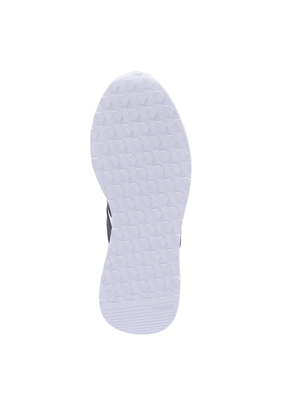 Фото № 4 с приближением к товару «‎Adidas »