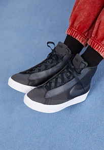 Фото № 2 с приближением к товару «‎BLAZER MID VICTORY»