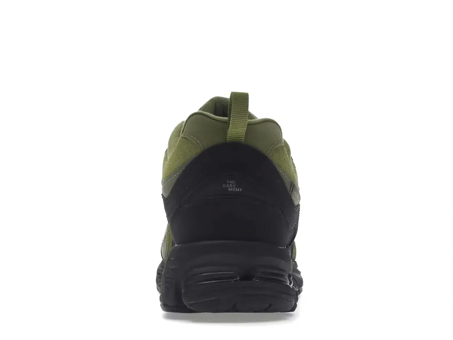 Фото № 4 с приближением к товару «‎New Balance 2002R»