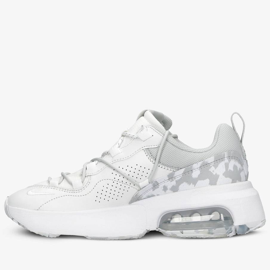 Фото № 3 с приближением к товару «‎Nike W Air Max Viva»