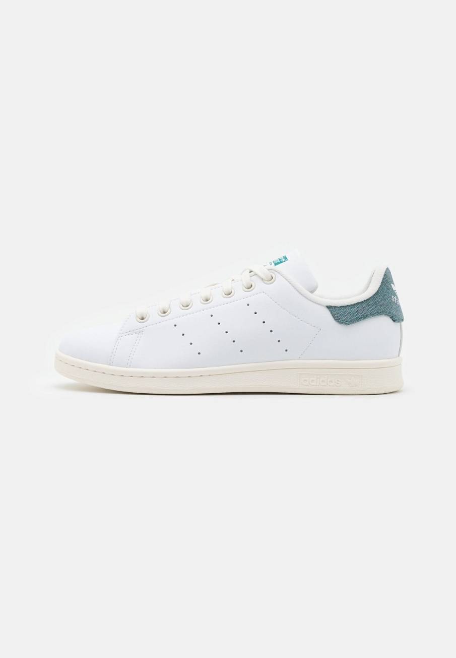 Фото № 1 с приближением к товару «‎Adidas Stan Smith »