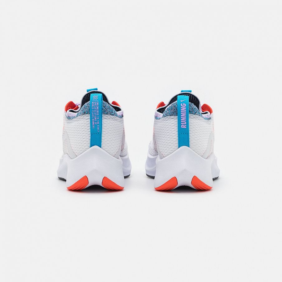 Фото № 4 с приближением к товару «‎Nike Zoom Fly 4»