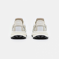 Фото № 3 с приближением к товару «‎Adidas Retropy P9 »