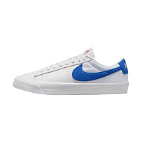Фото № 1 с приближением к товару «‎Nike Varsity »