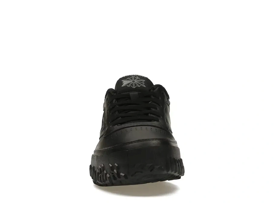 Фото № 2 с приближением к товару «‎Reebok Club C Vibram»