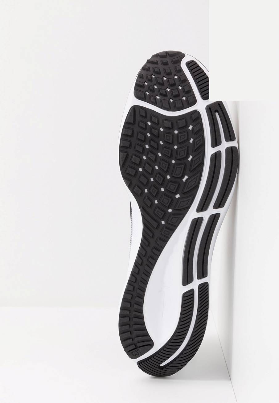 Фото № 5 с приближением к товару «‎Nike Air Zoom Pegasus 37»