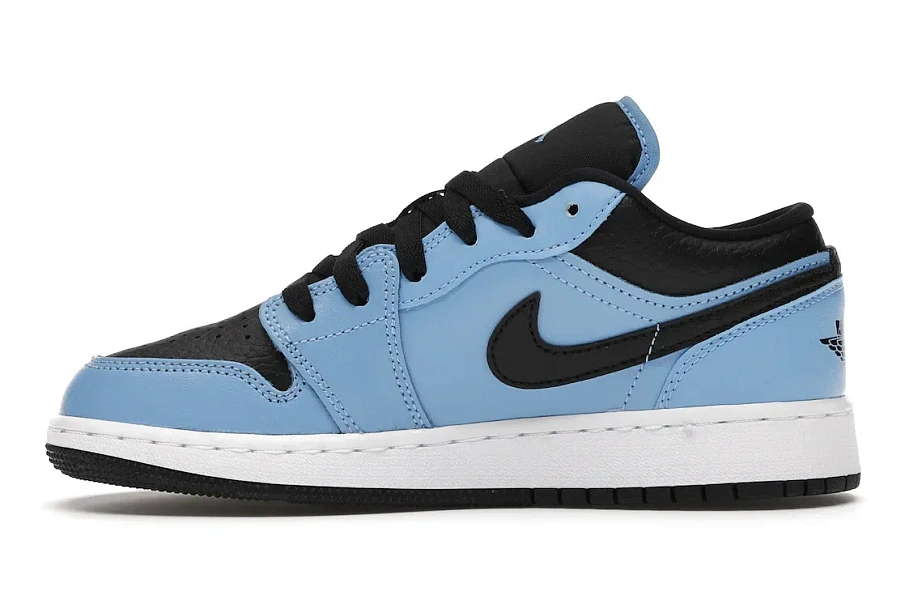 Фото № 3 с приближением к товару «‎Jordan 1 Low University Blue Black »