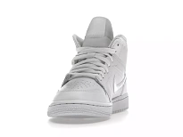Фото № 5 с приближением к товару «‎Air Jordan Mid Triple White (2022) »