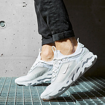 Фото № 3 с приближением к товару «‎Nike React Live»