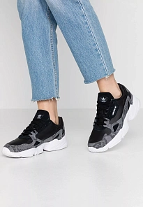 Фото № 1 с приближением к товару «‎Кроссовки Adidas SPAD111A0Z2-Q11-N»