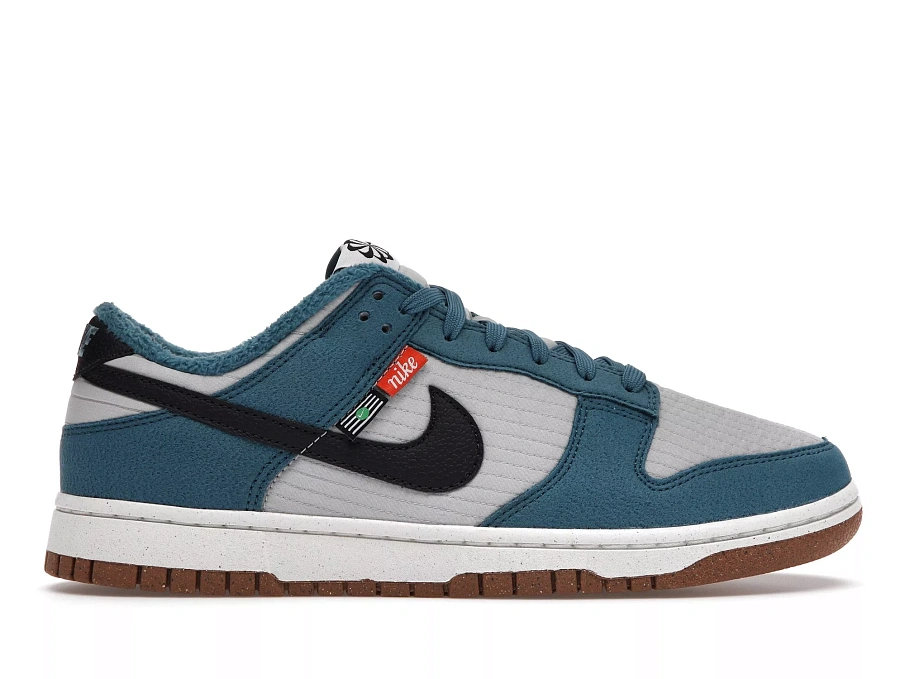 Фото № 1 с приближением к товару «‎Nike Dunk Low SE Next Nature Rift Blue»