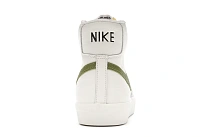 Фото № 4 с приближением к товару «‎Nike Blazer Mid 77 Vintage Asparagus Snakeskin»