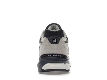 New Balance 990v3 - 4