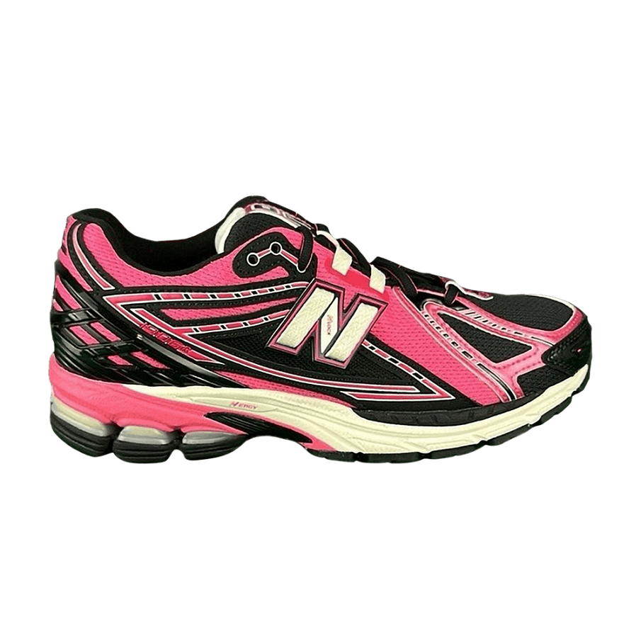 Фото № 1 с приближением к товару «‎New Balance 1906R Pink Black»