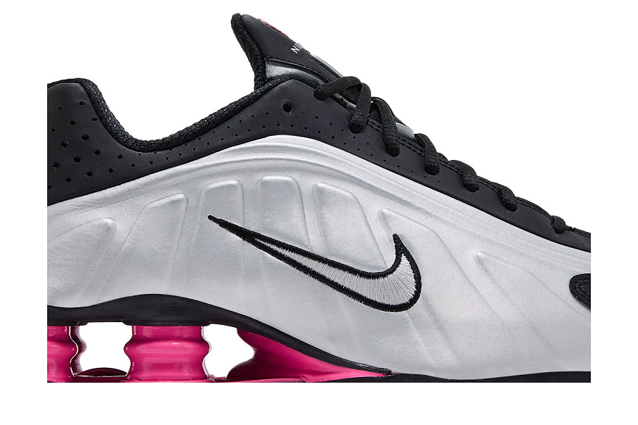Фото № 3 с приближением к товару «‎Nike Women's Shox R4 Black Metallic Silver Pinksicle»