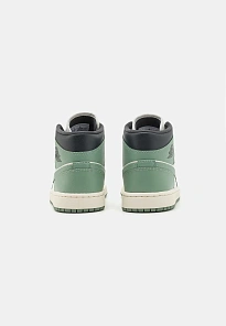 Фото № 3 с приближением к товару «‎AIR JORDAN 1 MID»