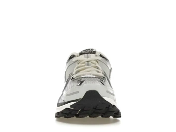 Nike Zoom Vomero 5 - 2