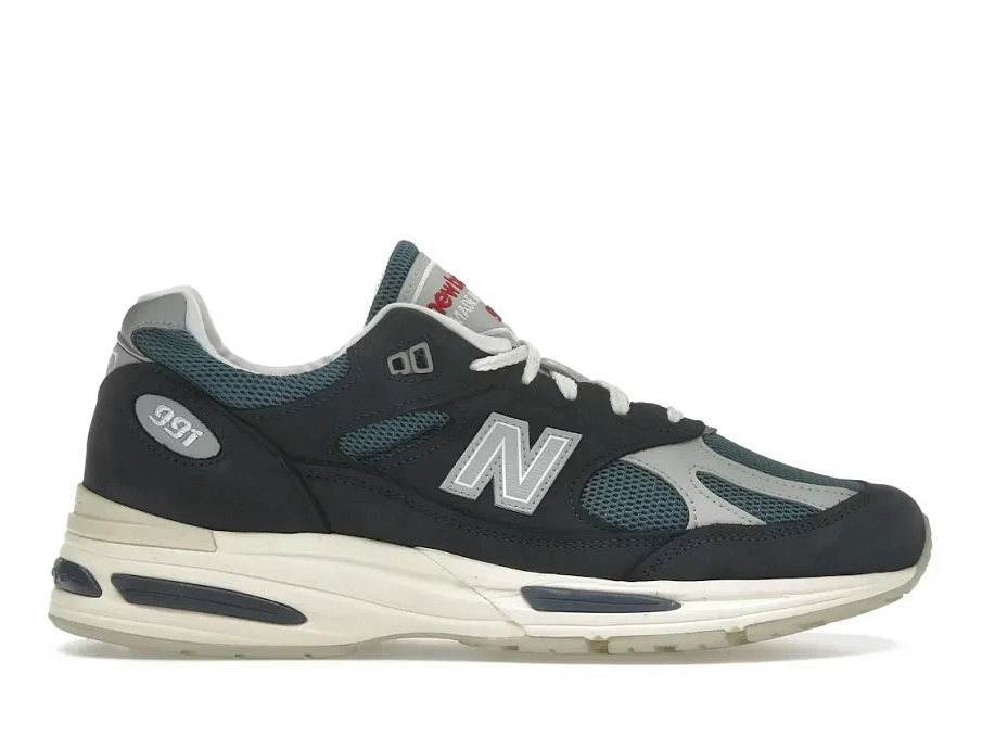 Фото № 1 с приближением к товару «‎New Balance 991v2»