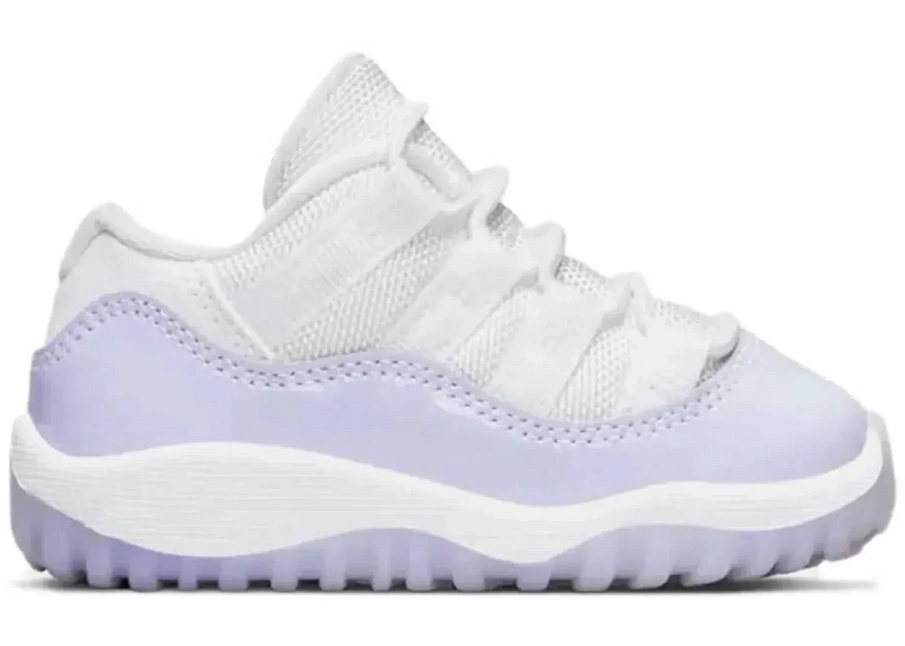 Фото № 1 с приближением к товару «‎Jordan 11 Retro Low»