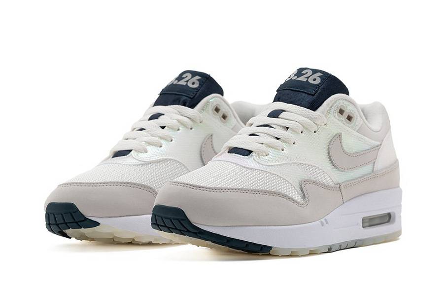 Фото № 2 с приближением к товару «‎Nike Air Max 1 ‘la Ville Lumiere’ Wmns»