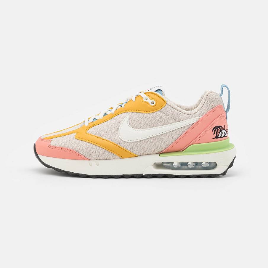 Фото № 1 с приближением к товару «‎Nike Air Max Dawn SE »