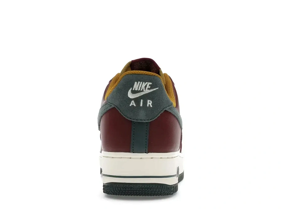 Фото № 4 с приближением к товару «‎Nike Air Force 1 Low '07 LV8»