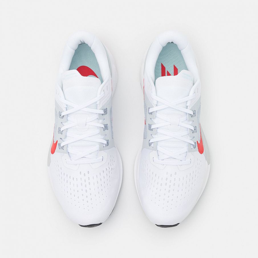 Фото № 4 с приближением к товару «‎Nike Air Zoom Vomero 15»