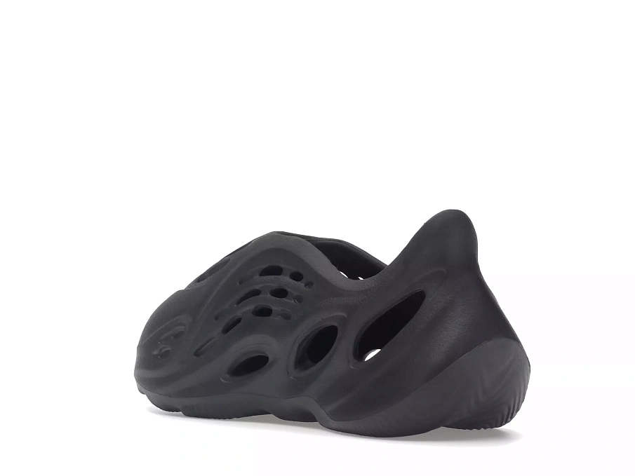 Фото № 5 с приближением к товару «‎adidas Yeezy Foam RNR Onyx (Kids)»