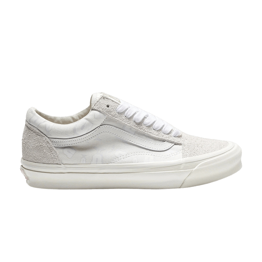 Фото № 1 с приближением к товару «‎Undefeated x Vans OG Old Skool LX U-Man - Blanc de Blanc»