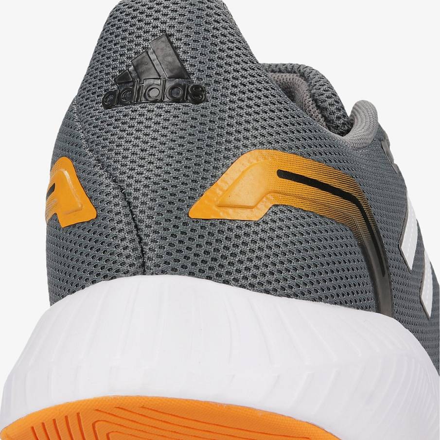 Фото № 5 с приближением к товару «‎Adidas 2.0»