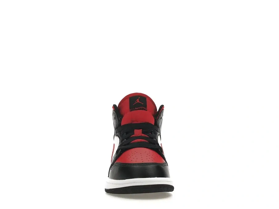Фото № 2 с приближением к товару «‎Jordan 1 Mid»