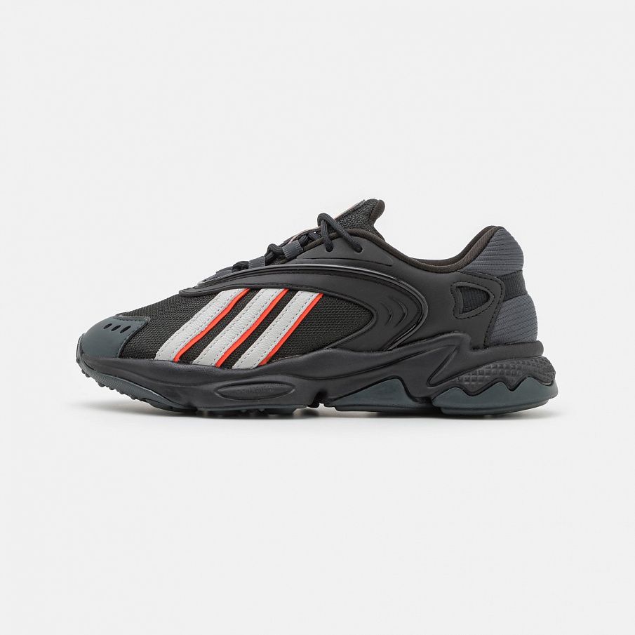 Фото № 1 с приближением к товару «‎Adidas Oztral »